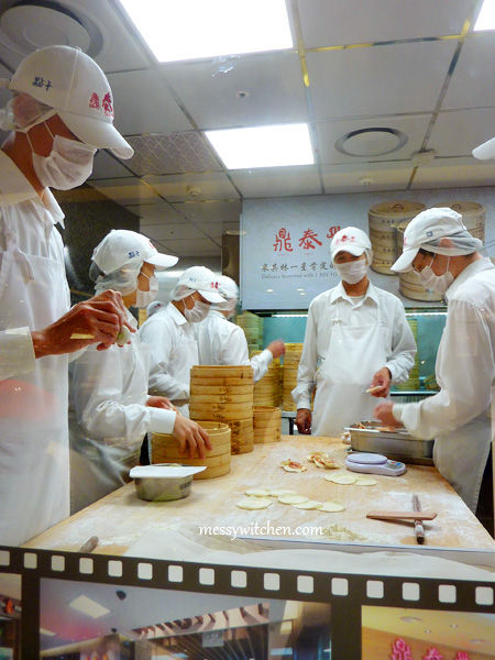 Open Kitchen @ Din Tai Fung, Shin Kong Mitsukoshi Nanxi, Taipei